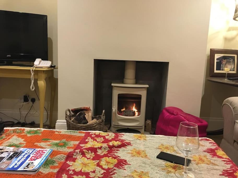 St Anthony'S, Bright Perkily Decorated 3 Bedroom House Ampleforth エクステリア 写真